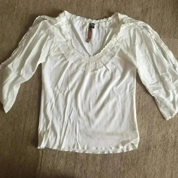 Lace collared open sleeve top - Picture 1 of 4